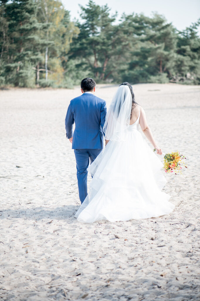 Loveshoot in Den Bosch. Trouwen in Den Bosch. Trouw fotograaf Uden