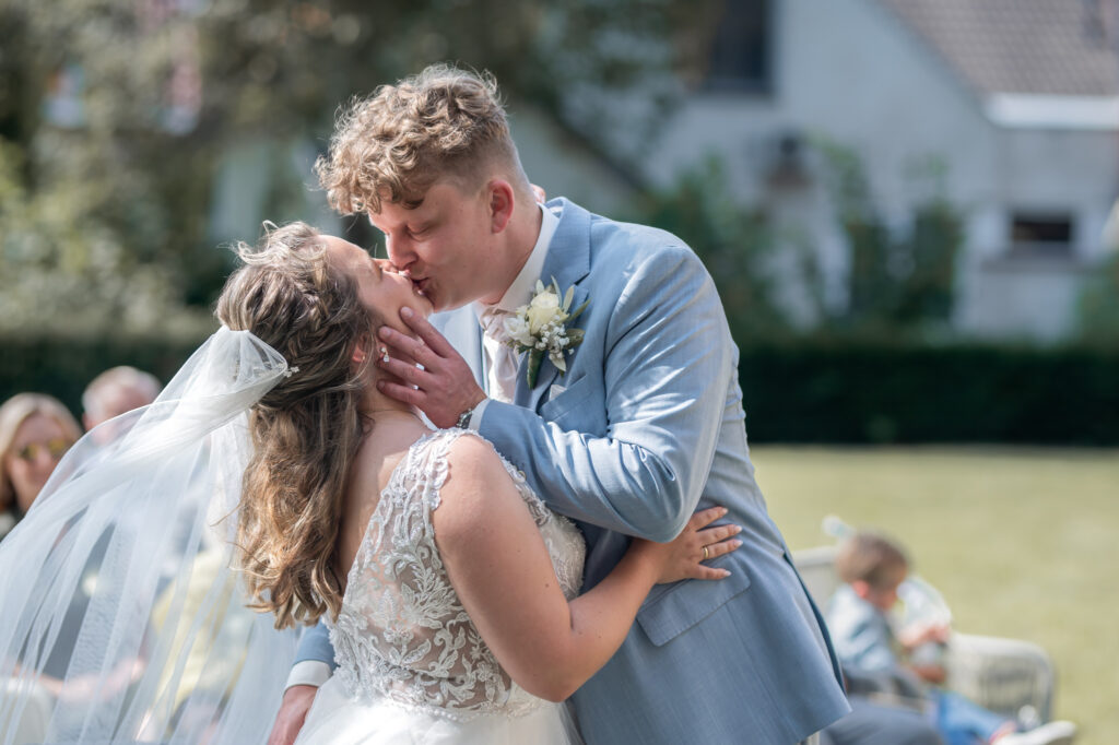 Trouwreportage bij Huys van Roosevelt. Trouwfotograaf: Puur Geluk Fotografie